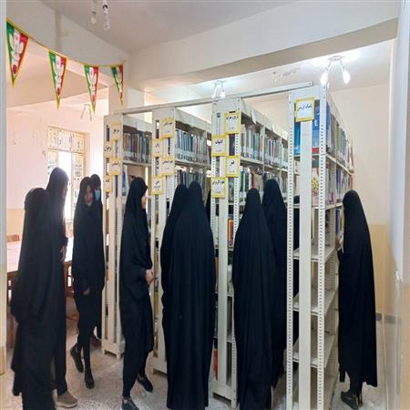 بازدید دانش آموزان